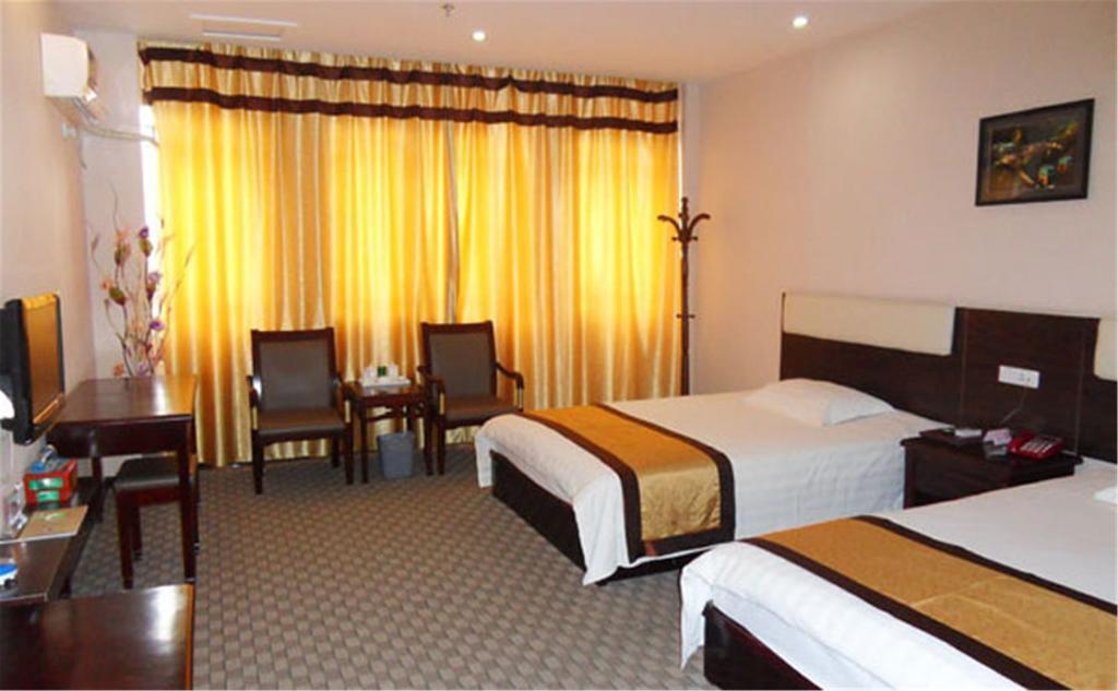 Wudangshan Yinjie Holiday Hotel Danjiangkou Номер фото